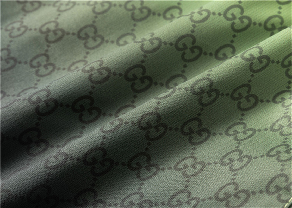 AA96-1-AA96-2  GUCCI   553824#swim trunks gallery