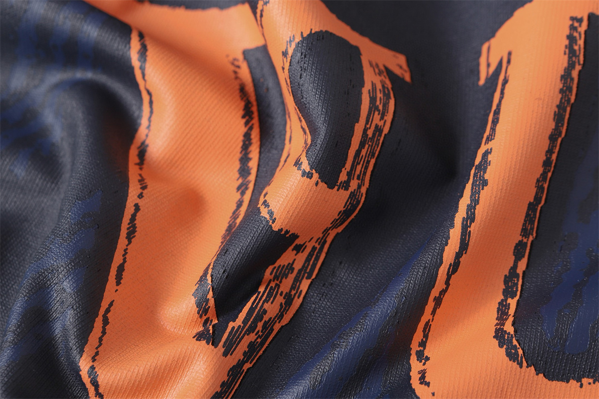 AA98-1-AA98-2  LV  658940# T-shirt gallery