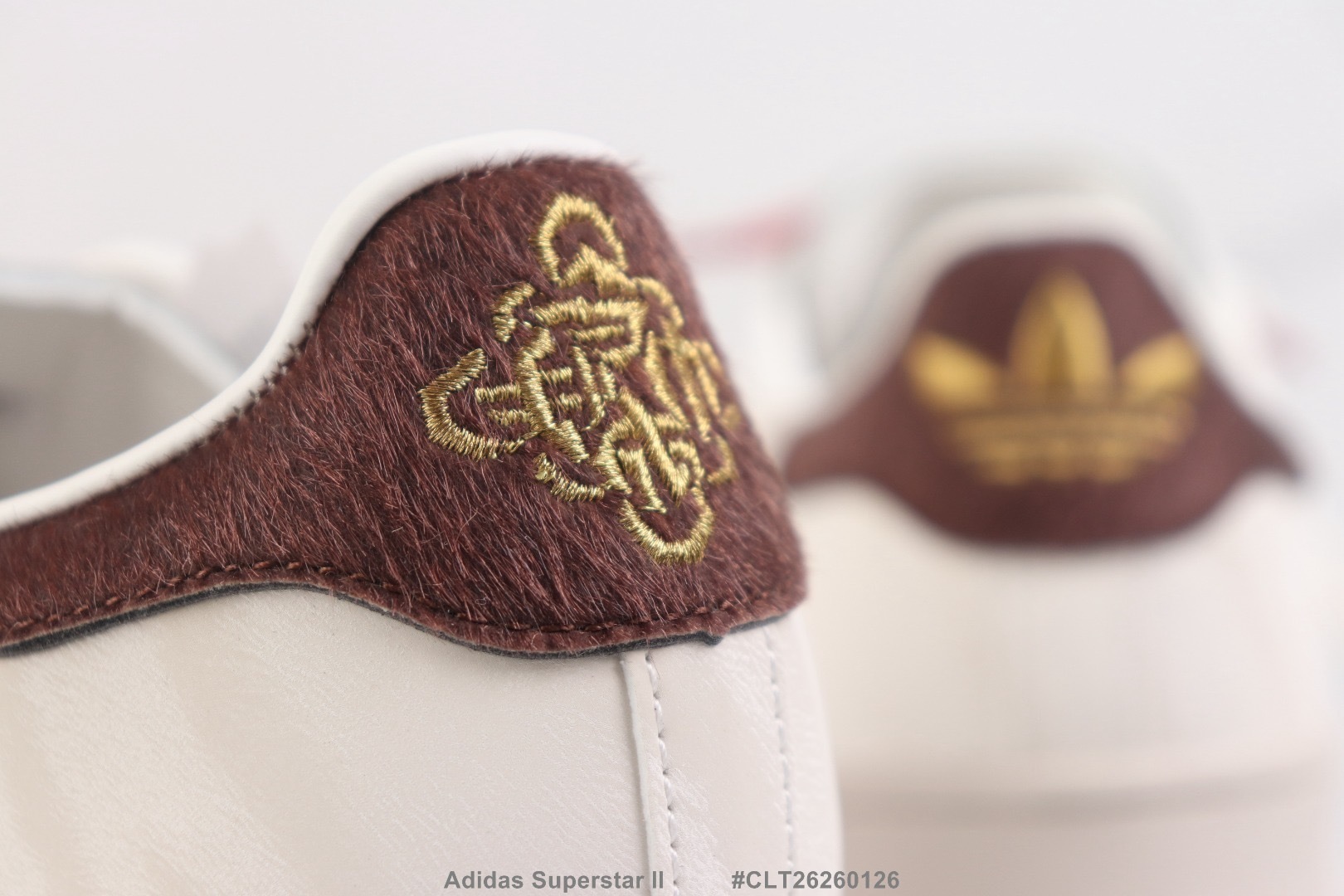 AH3-1  Adidas Superstar gallery