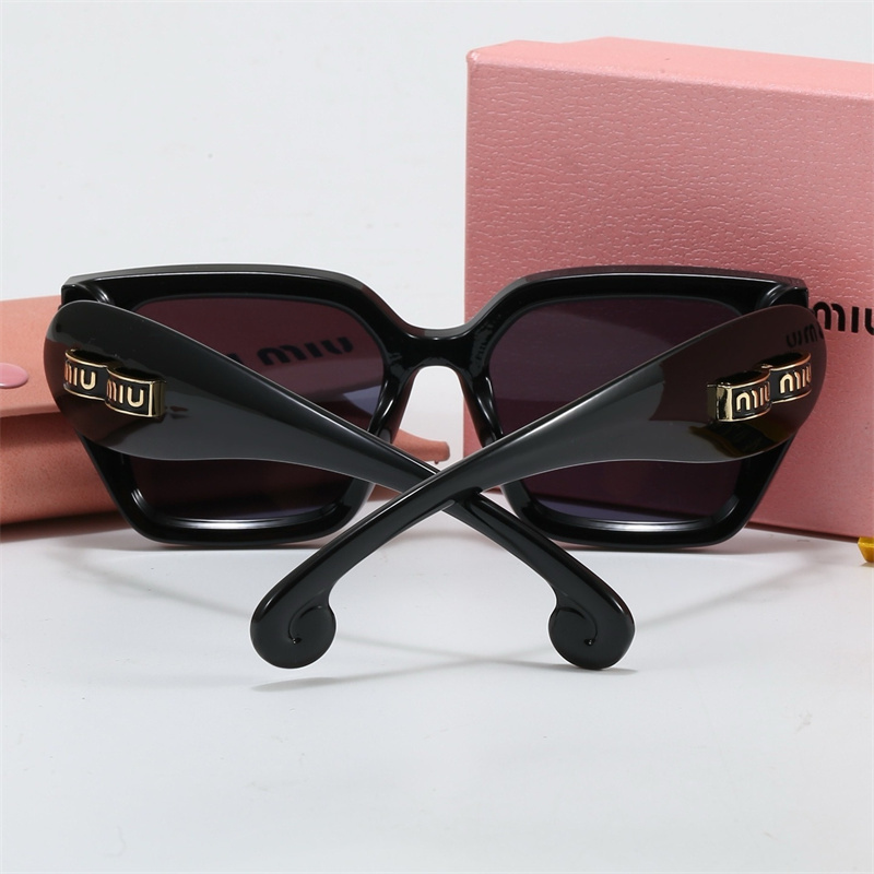 BB28-1-BB28-5   MIUMIU   4078 gallery