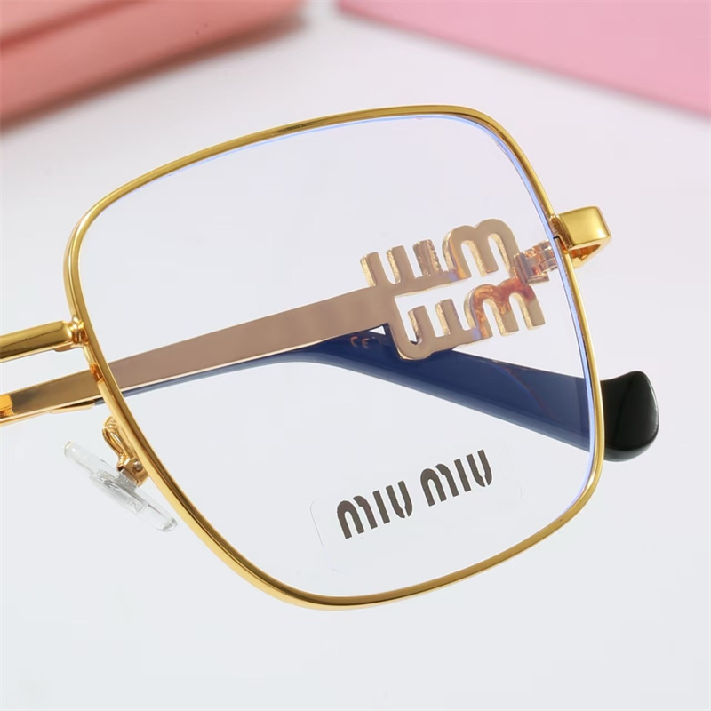 BB37-1-BB37-5   MIUMIU  9290 gallery