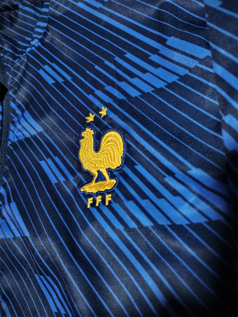 GG79-1   NIKE gallery