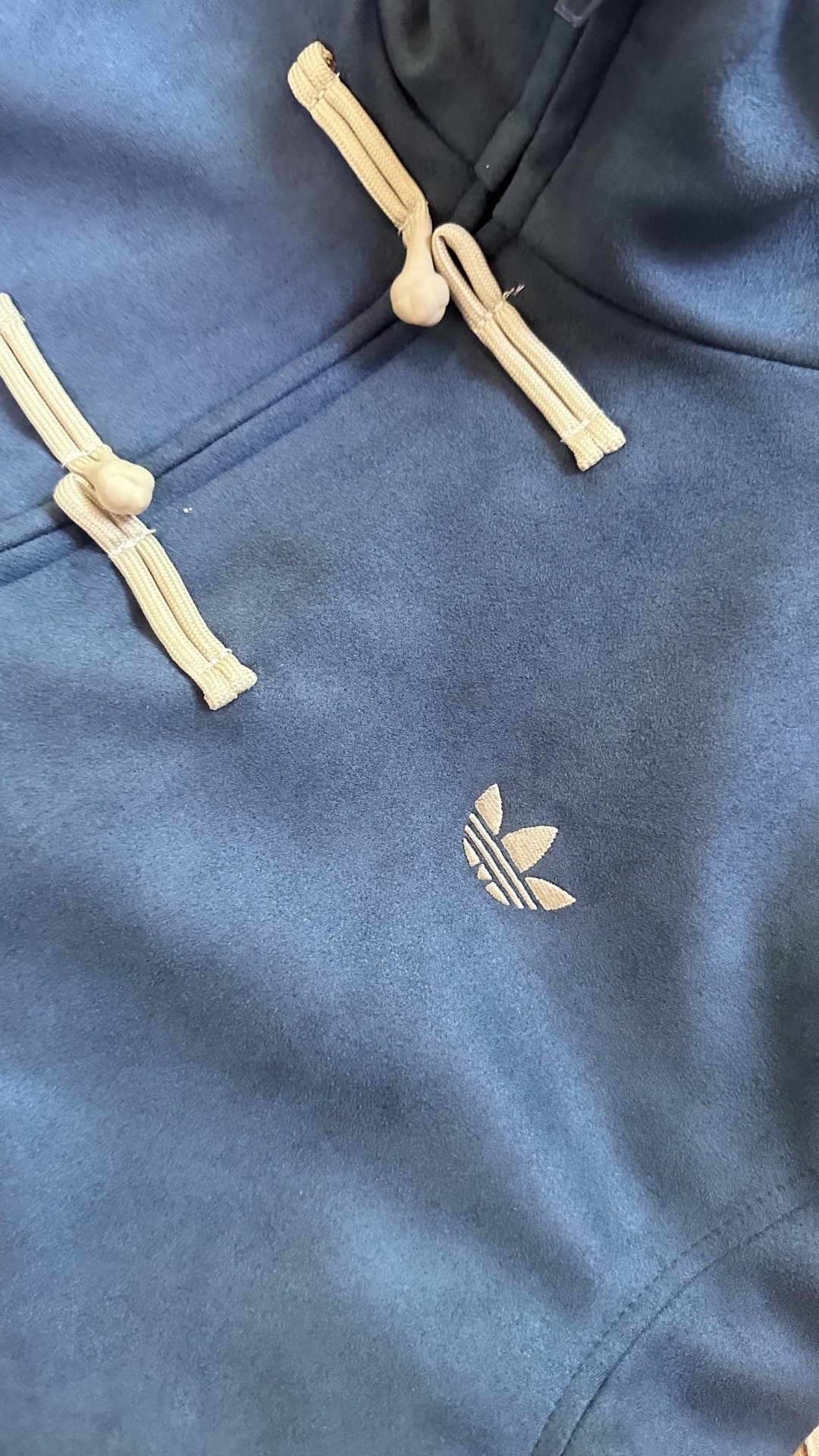 GG82-1-GG82-9  Adidas gallery