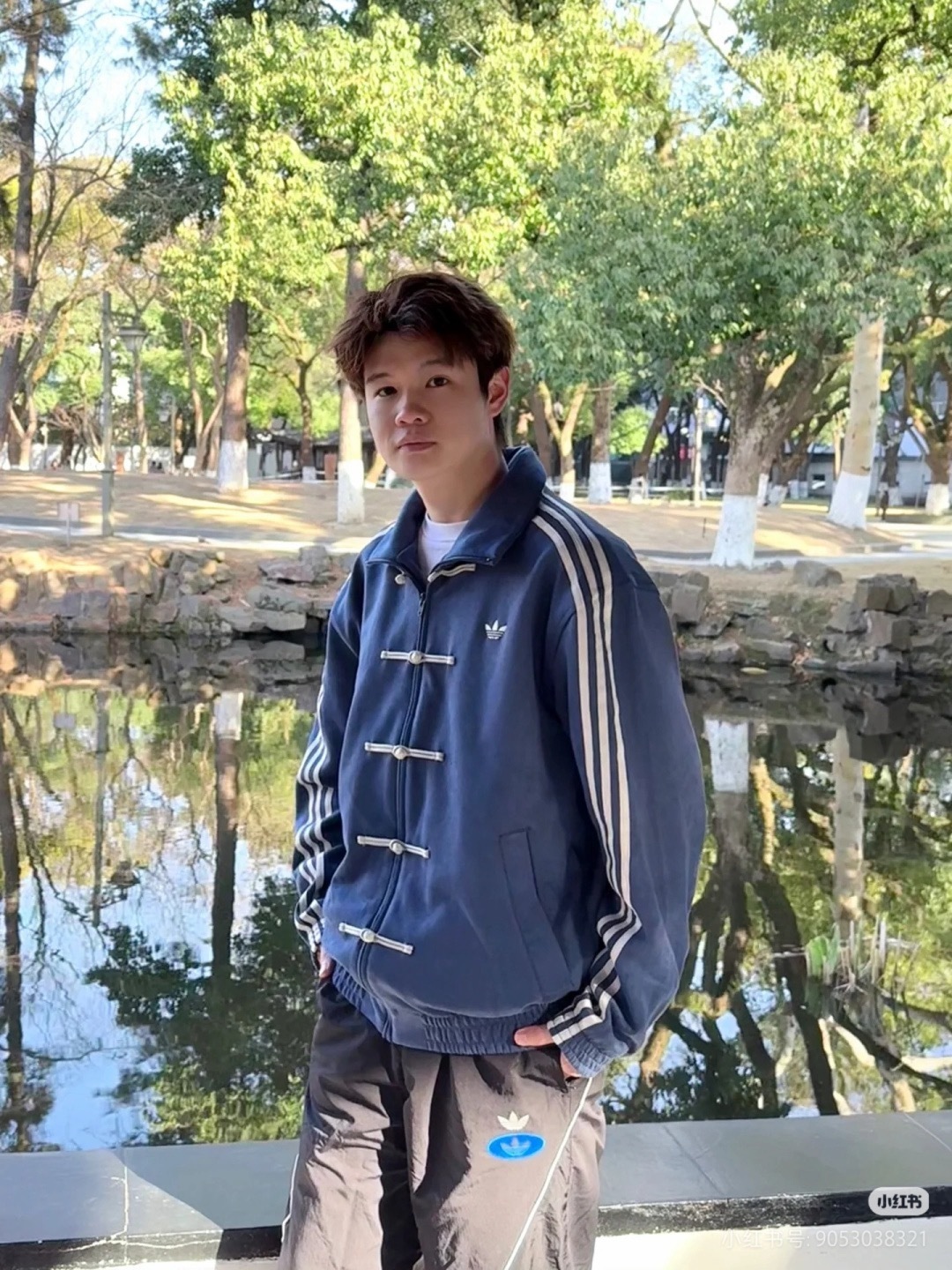 GG82-1-GG82-9  Adidas gallery