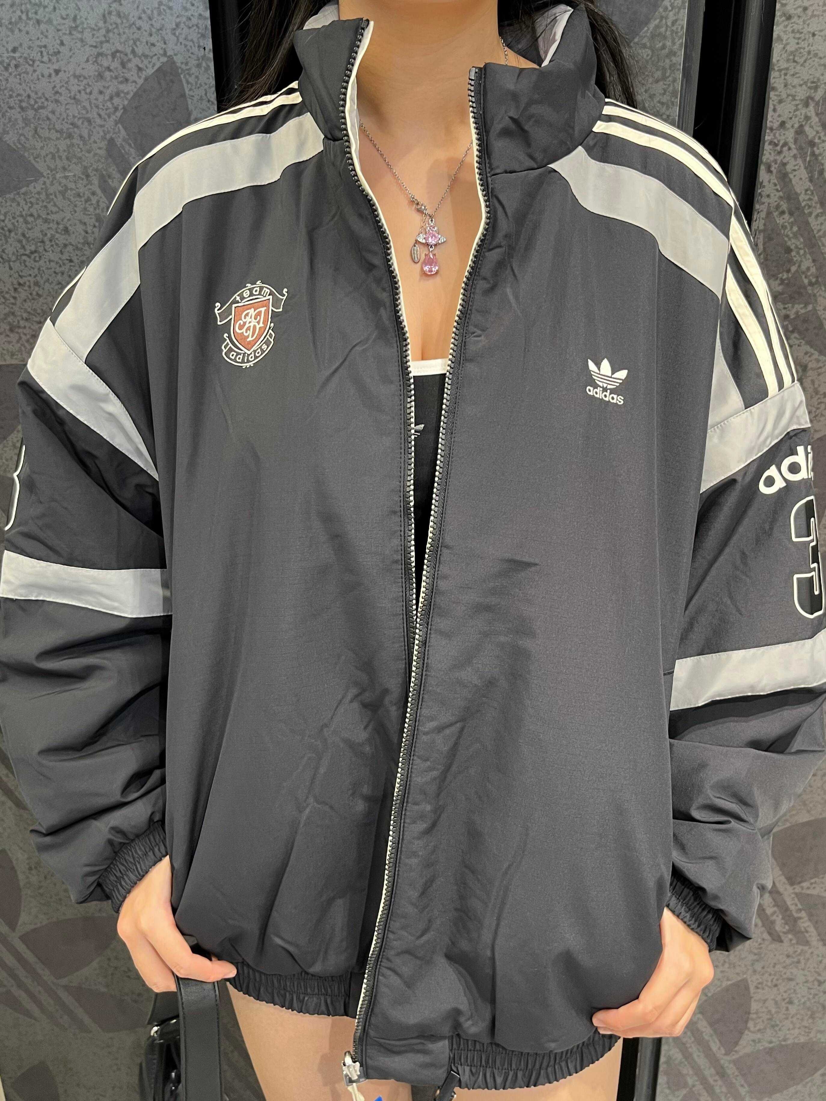 GG84-1-GG84-2   Adidas gallery