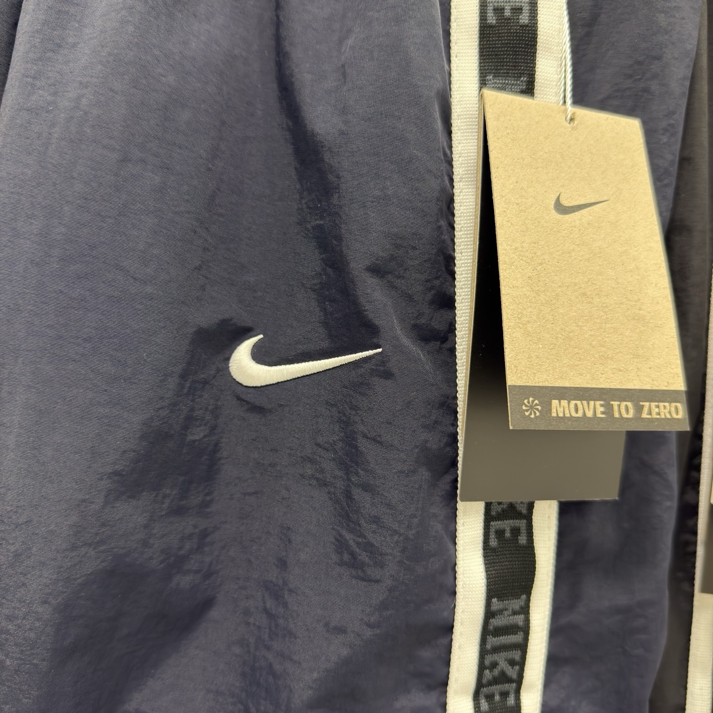 GG85-1-GG85-2  NIKE  suit gallery