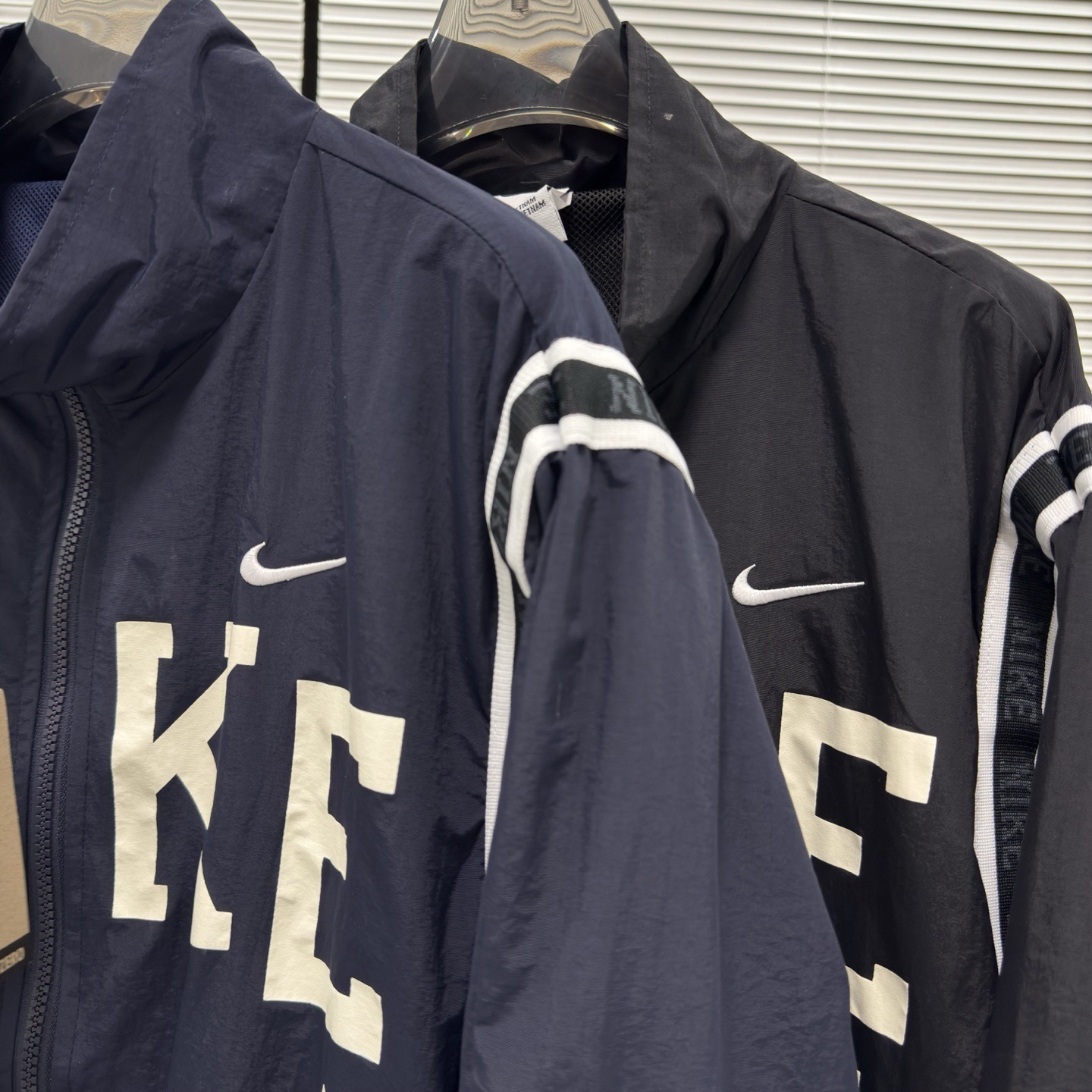 GG85-1-GG85-2  NIKE  suit gallery