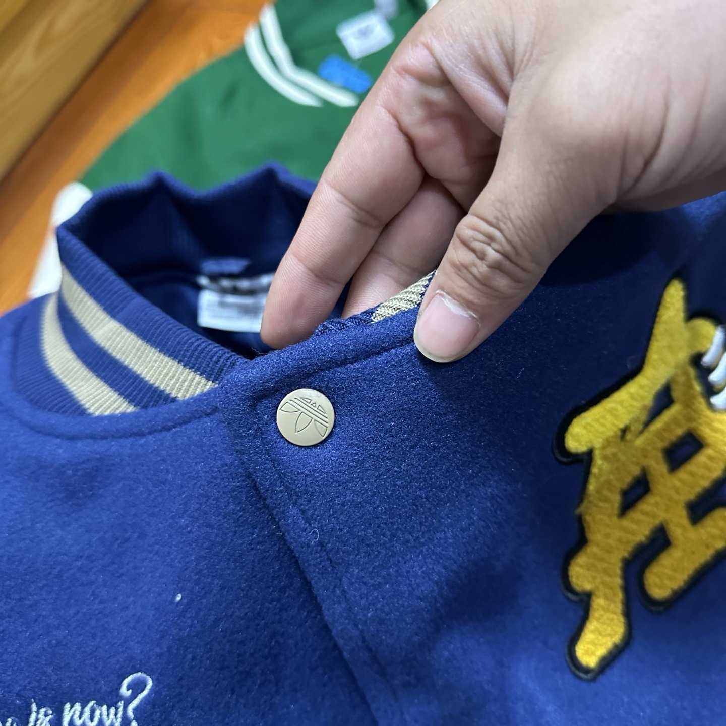 GG86-1-GG86-2  Adidas gallery