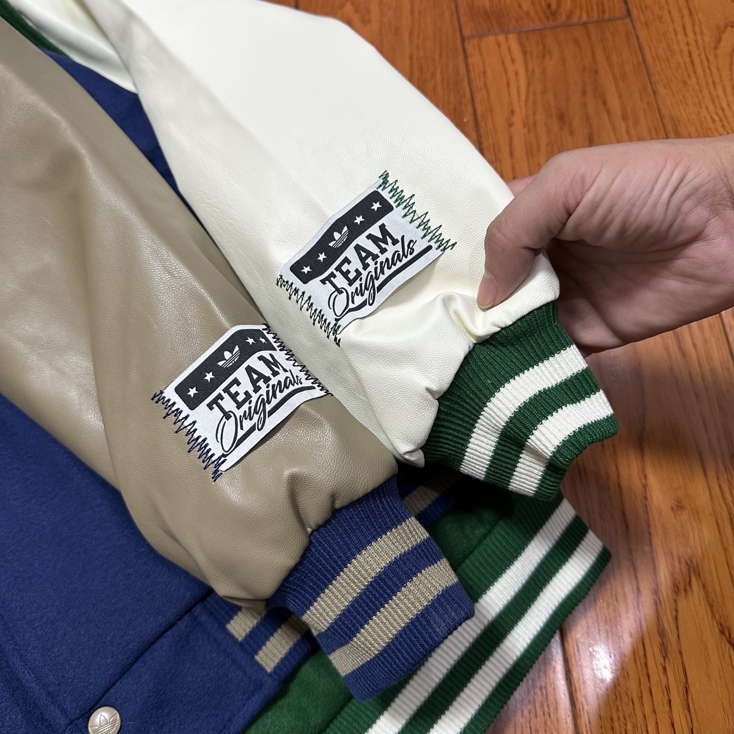 GG86-1-GG86-2  Adidas gallery