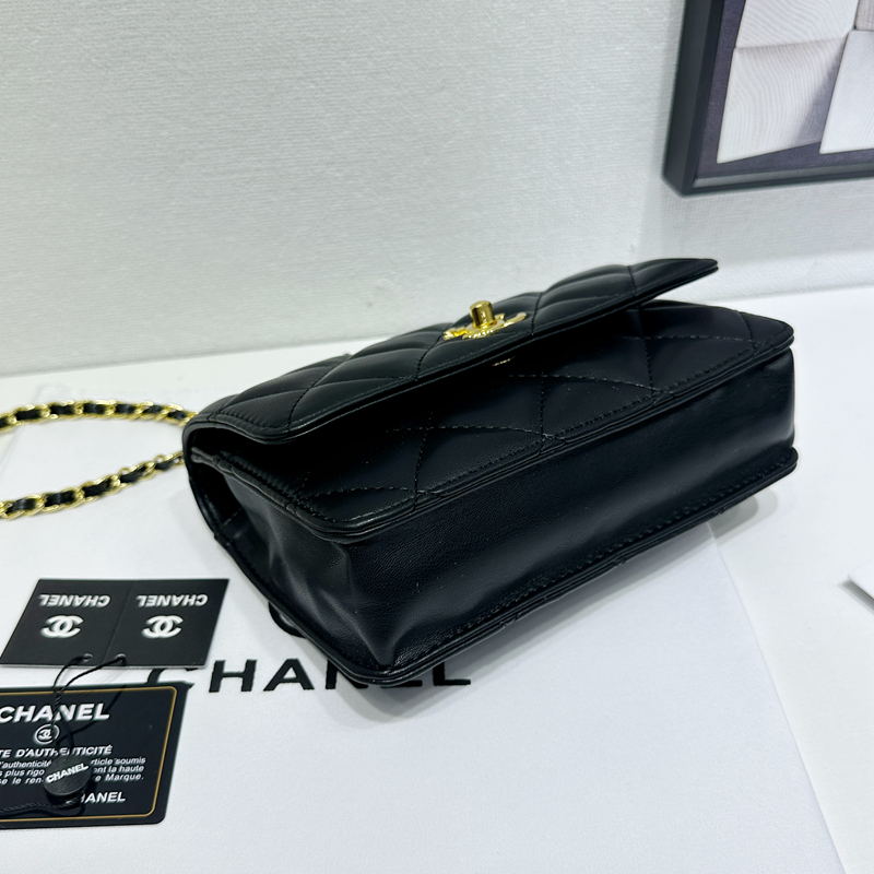 KK22-1-KK22-5     CHANEL gallery