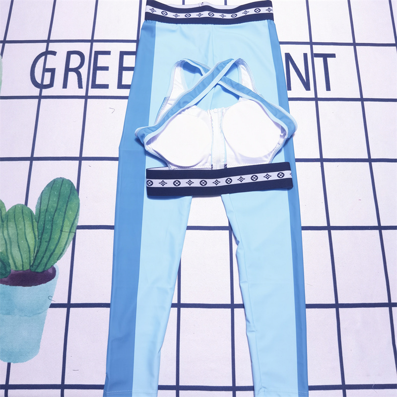 TM3-1    4S1K7L5    Swimsuit gallery