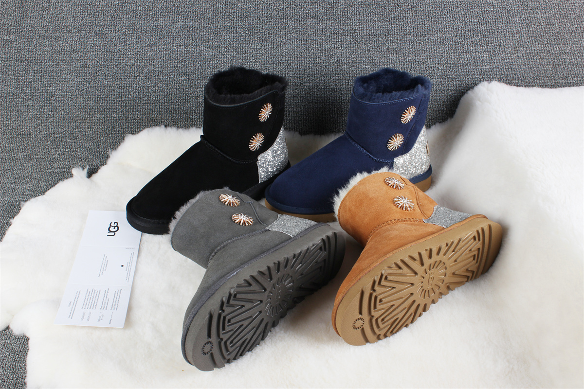 XL12-1-XL12-4   UGG   8891 gallery