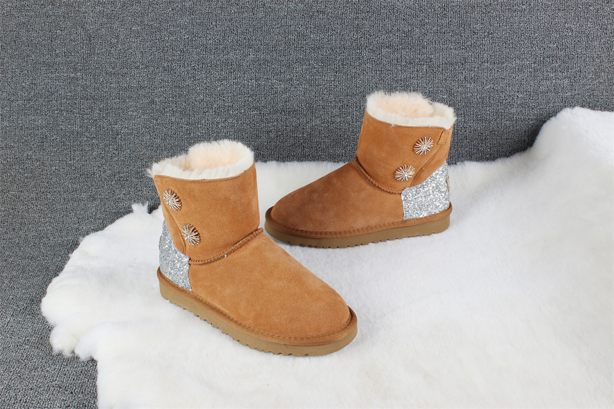 XL12-1-XL12-4   UGG   8891 gallery
