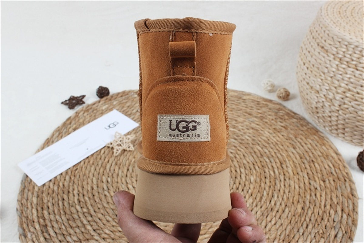 XL7-1-XL7-3   UGG  5854#100 gallery