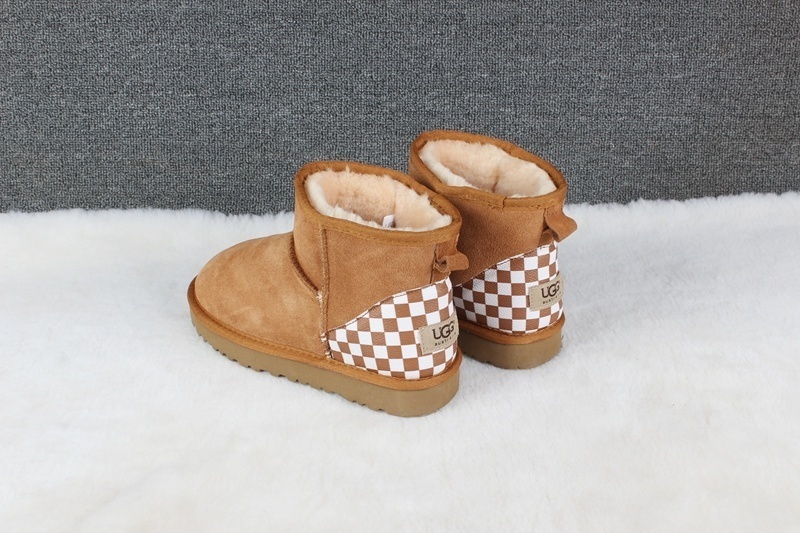XL9-1-XL9-2 UGG 5854#80  shoe gallery