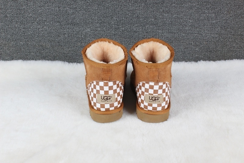 XL9-1-XL9-2 UGG 5854#80  shoe gallery