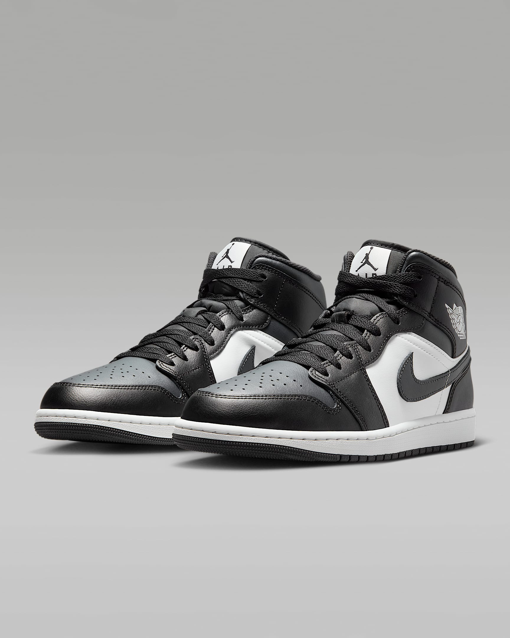 $ 29.99 Air Jordan 1 Mid b-w X4172 gallery