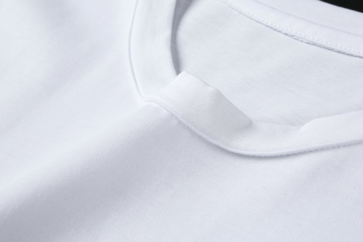 $14.99 Armani X5143 gallery
