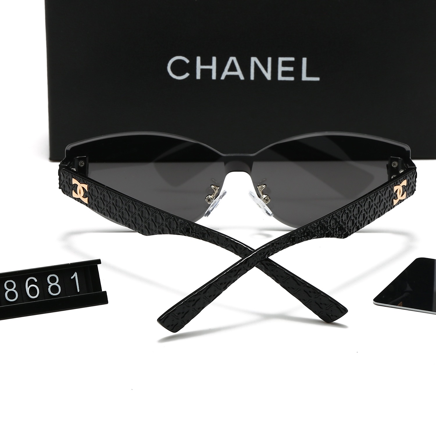 $14.99 Chanel X5871 gallery