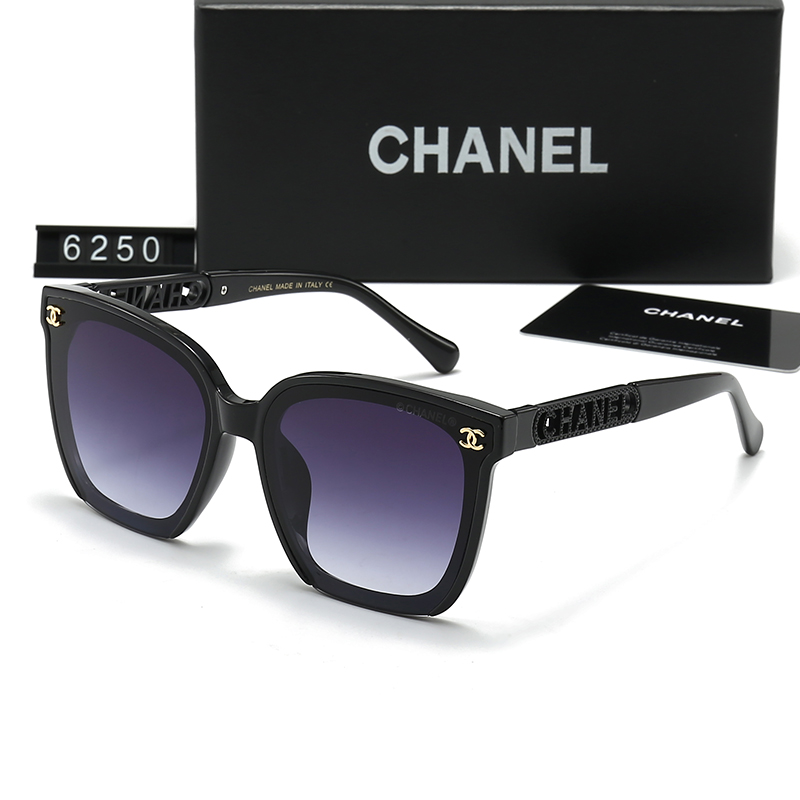 $14.99 Chanel X5923 gallery