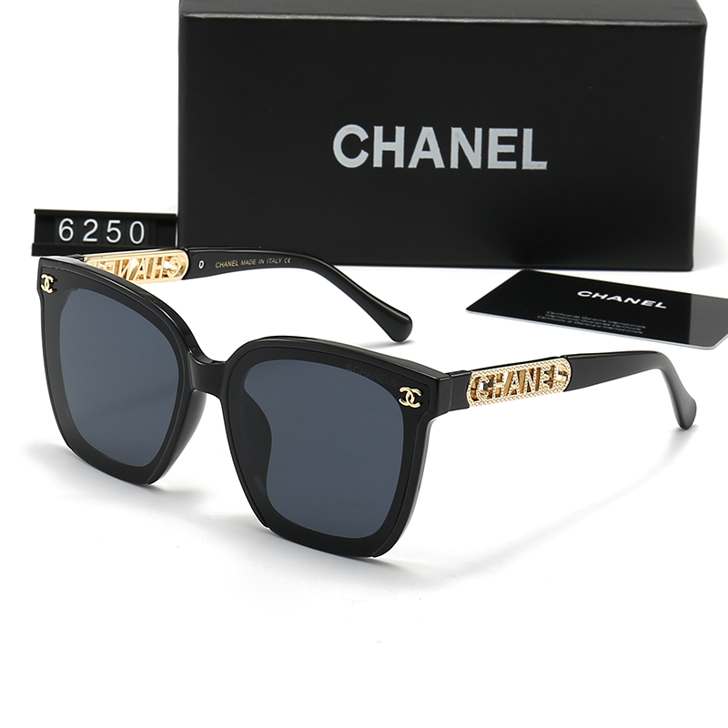 $14.99 Chanel X5923 gallery