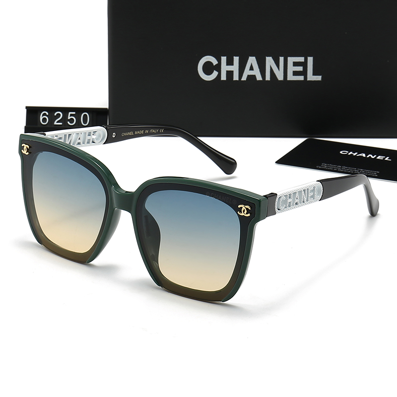 $14.99 Chanel X5923 gallery