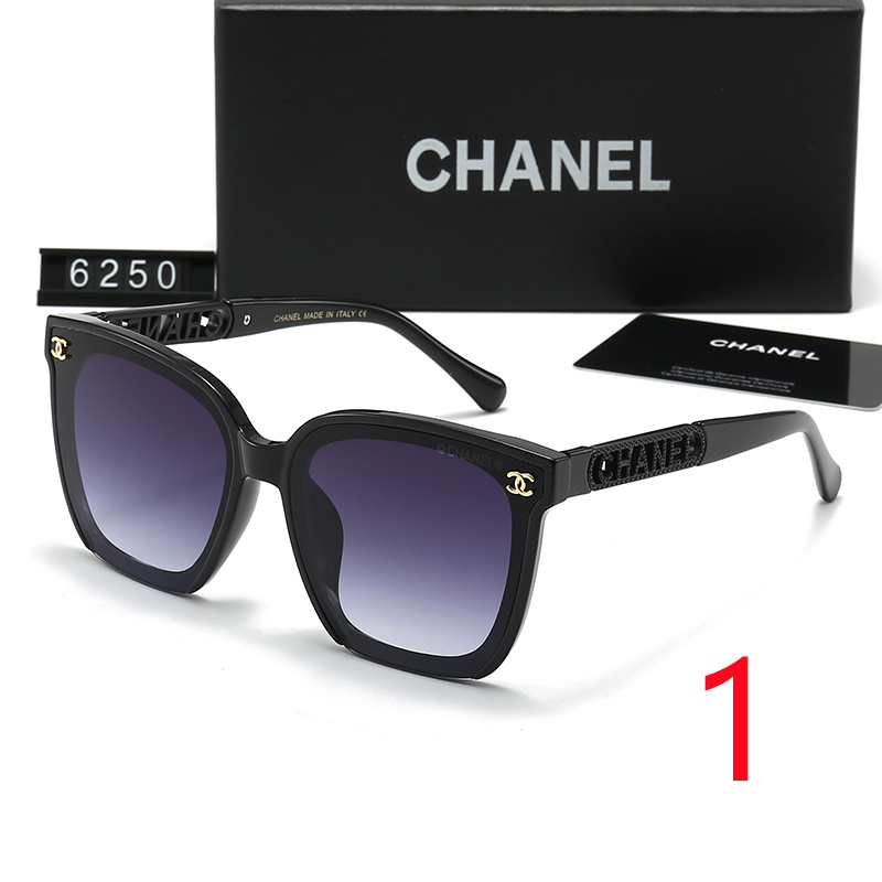 $14.99 Chanel X5923 gallery