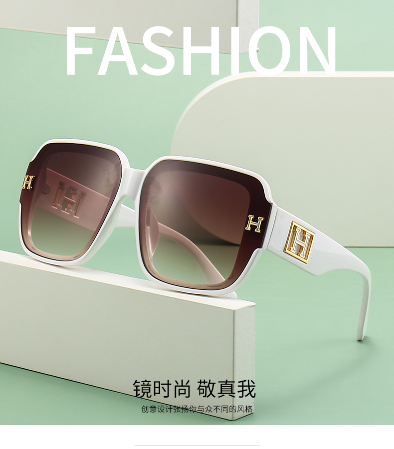 $14.99 Hermès X5903 gallery