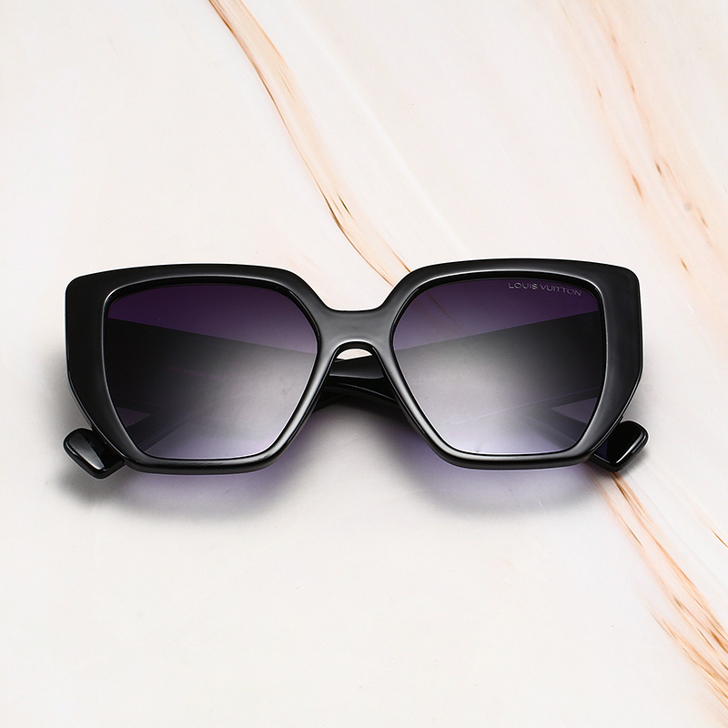 $14.99 LV X3191 gallery