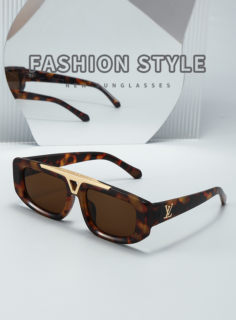 $14.99 LV X5916 gallery