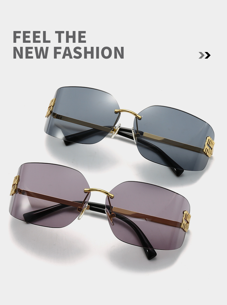 $14.99 MIUMIU X5930 gallery