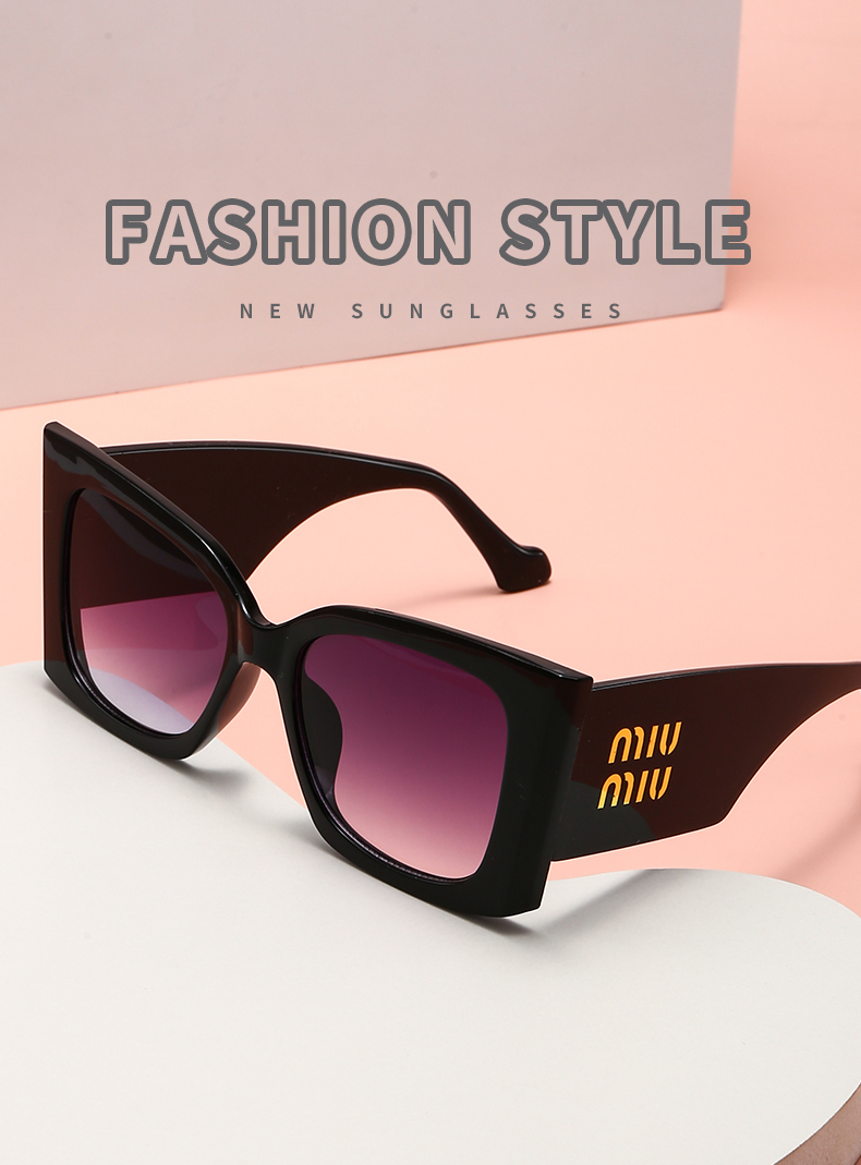 $14.99 MIUMIU X5937 gallery