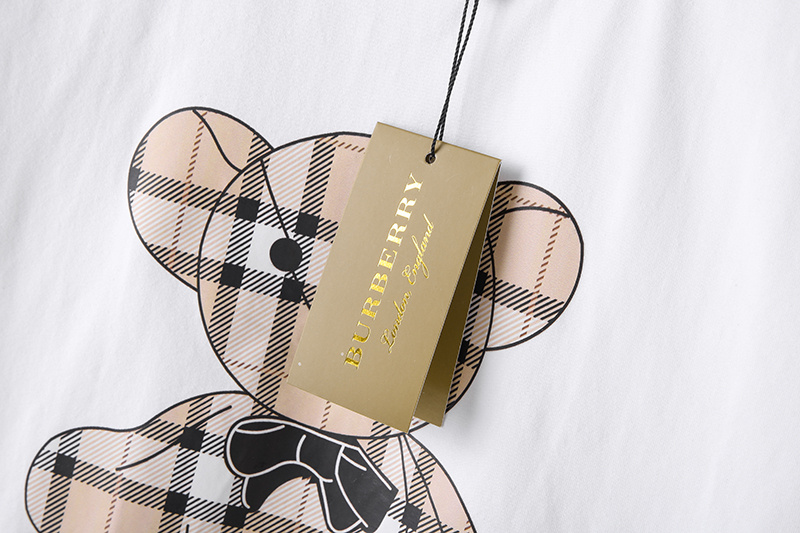 $14.99 MOSCHINO X5128 gallery
