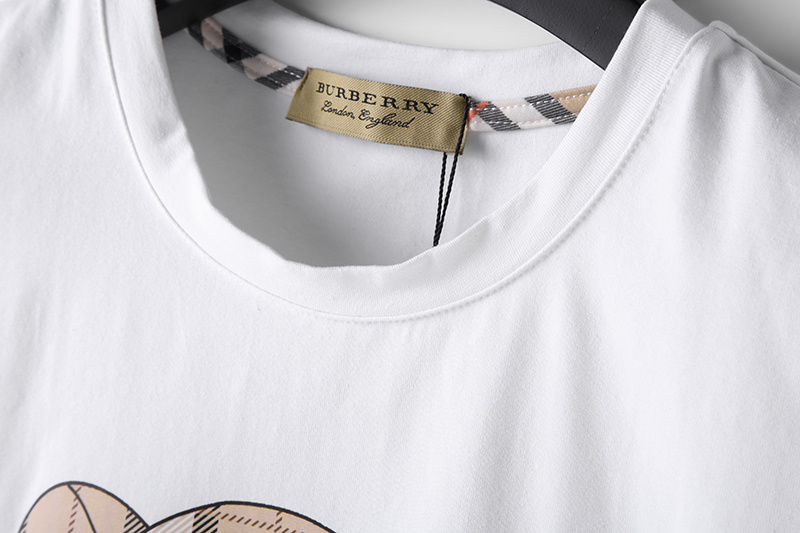 $14.99 MOSCHINO X5128 gallery