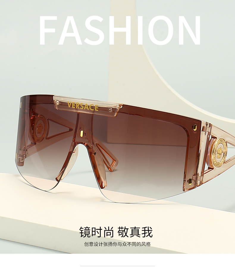 $14.99 Versace X5899 gallery