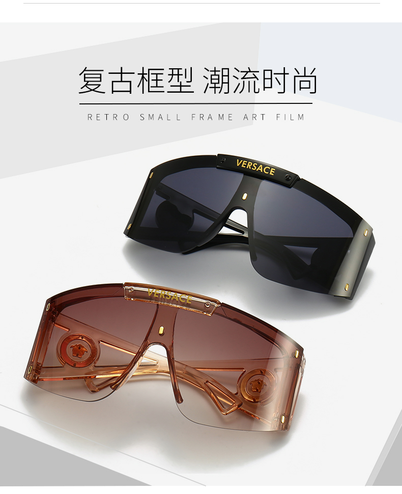 $14.99 Versace X5899 gallery