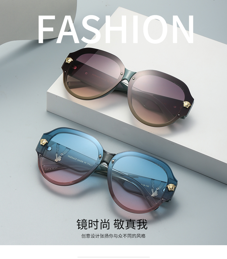 $14.99 Versace X5915 gallery