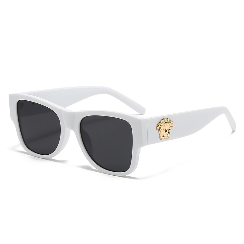 $14.99 Versace X5938 gallery