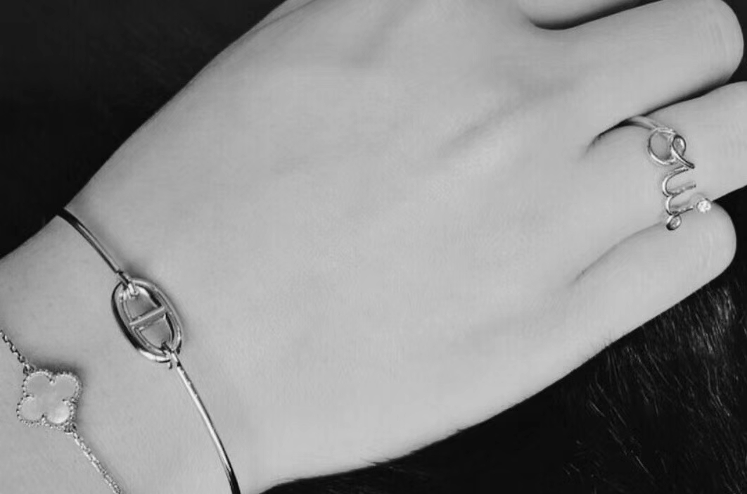 $14.99-DIOR-X6382 gallery