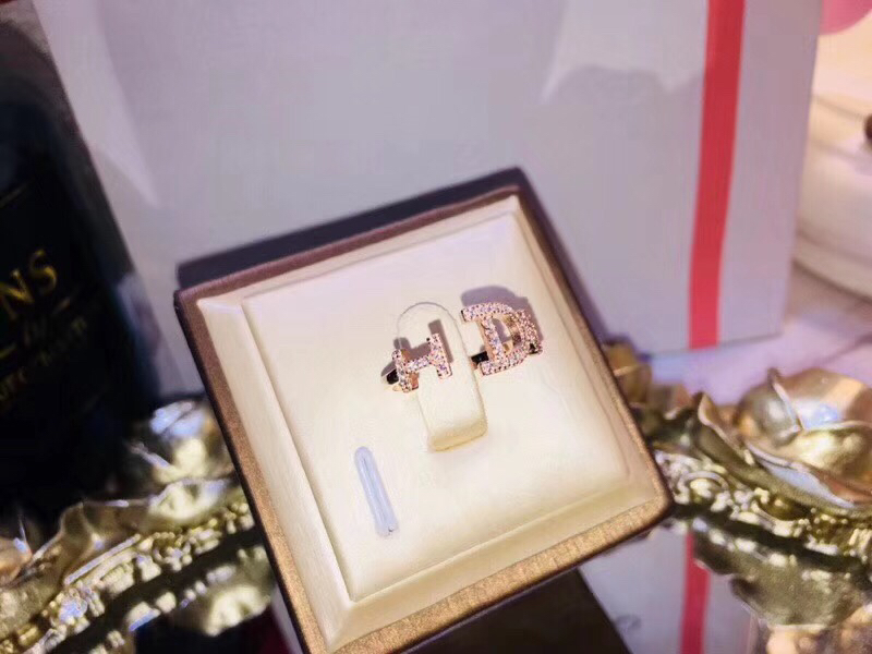 $14.99-DIOR-X6382 gallery
