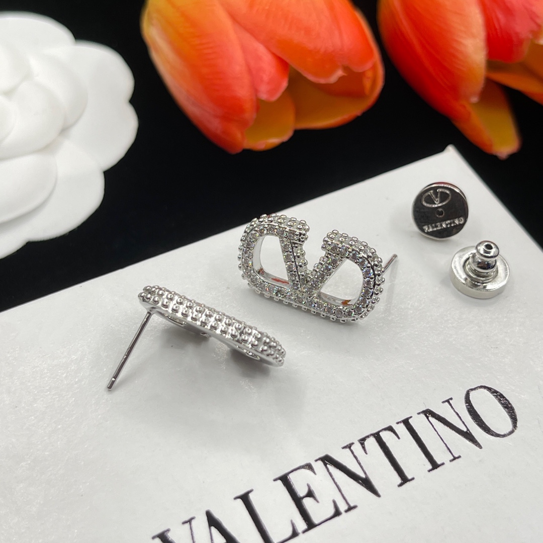 $14.99-Valentino-X6364 gallery