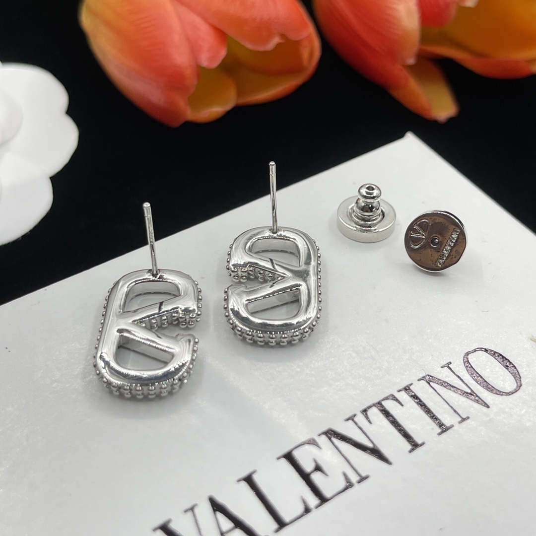 $14.99-Valentino-X6364 gallery