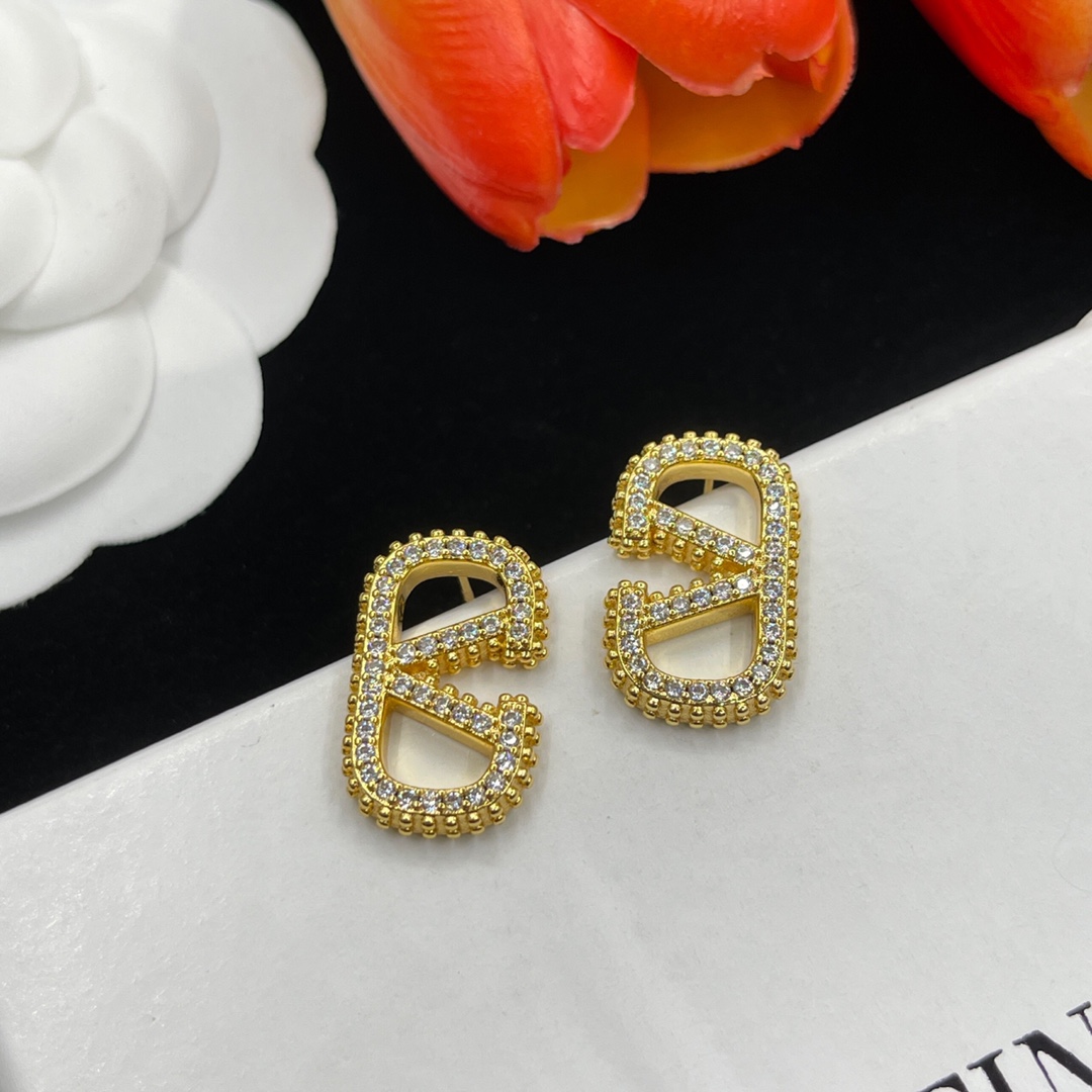 $14.99-Valentino-X6364 gallery