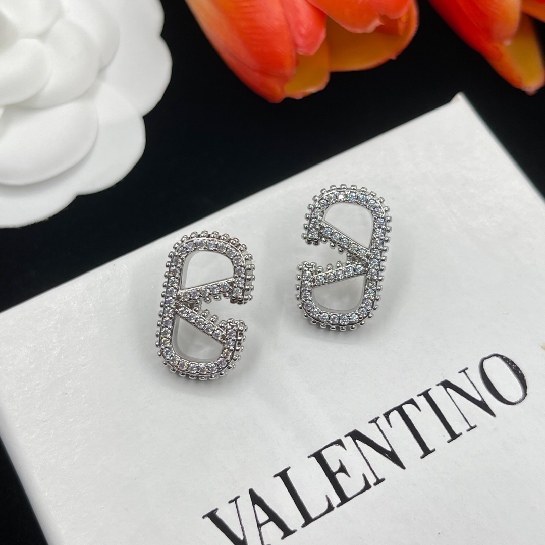 $14.99-Valentino-X6364 gallery