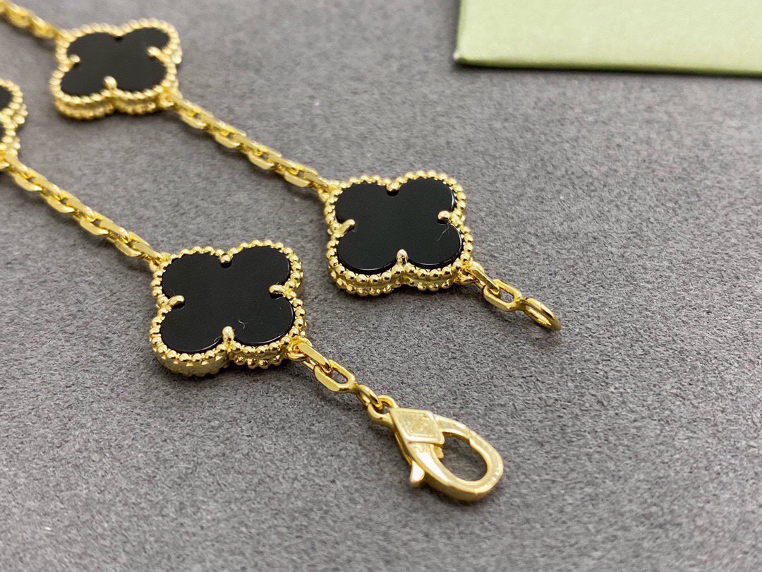 $14.99-Van Cleef & Arpels-X6348 gallery