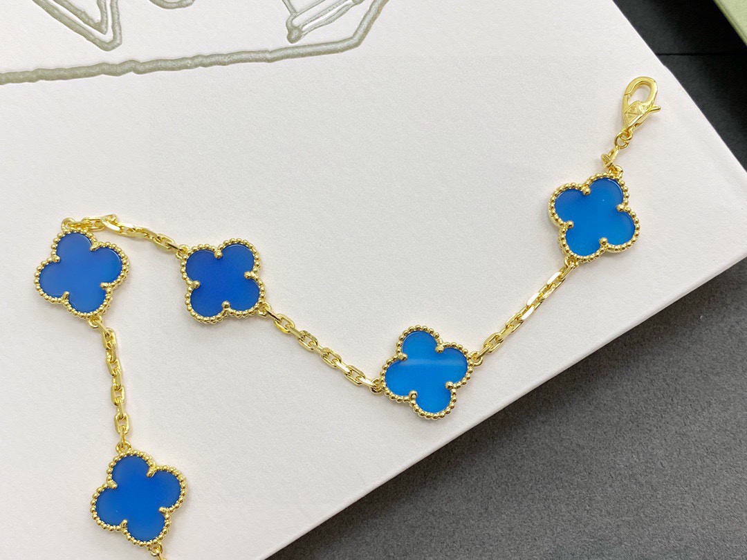 $14.99-Van Cleef & Arpels-X6348 gallery