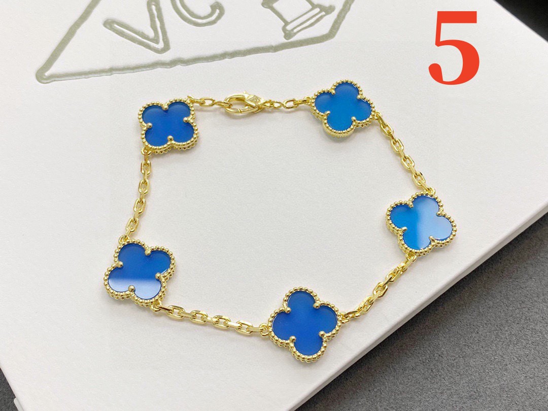 $14.99-Van Cleef & Arpels-X6348 gallery