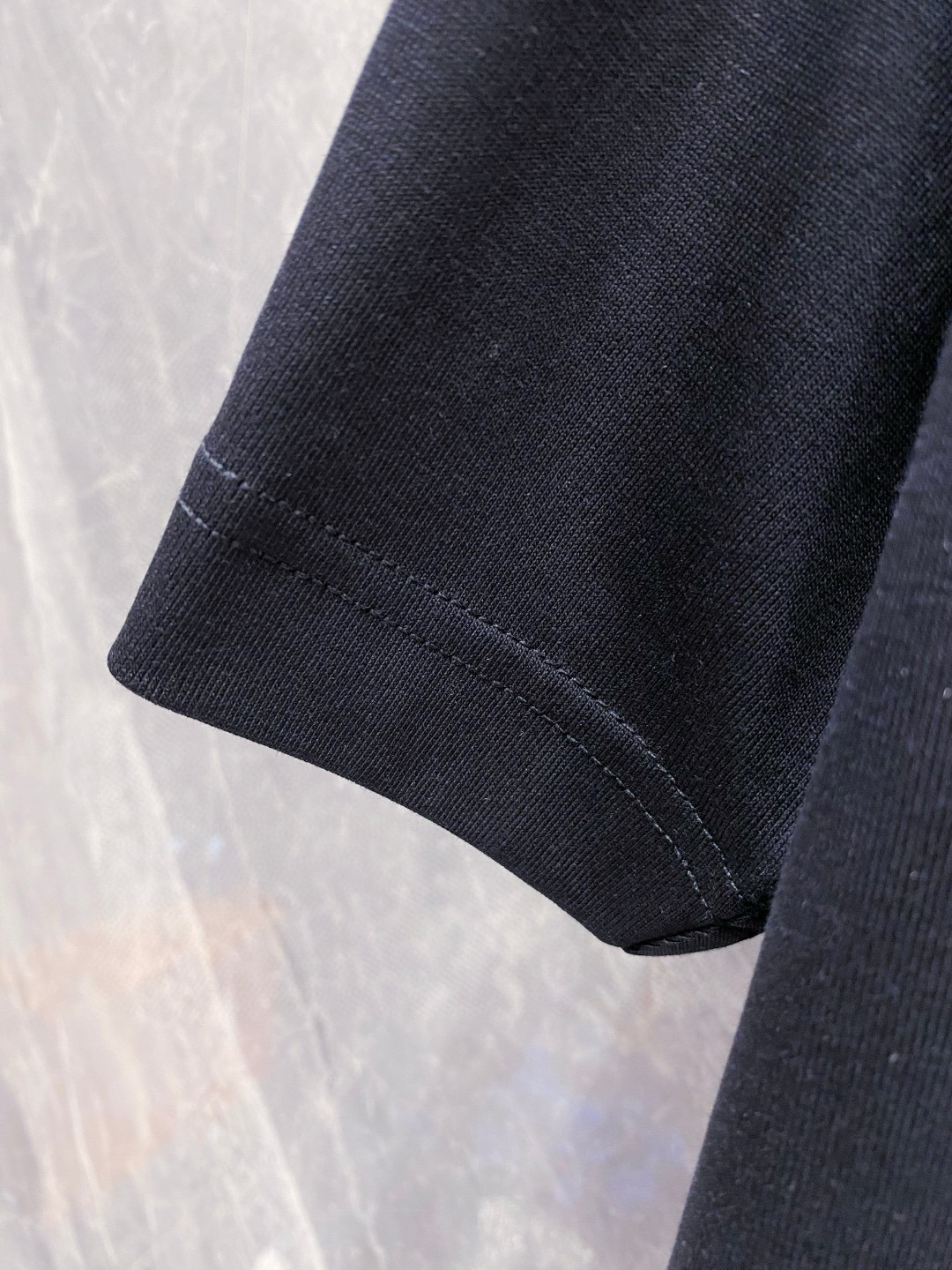 $15.99 LOEWE X5876 gallery