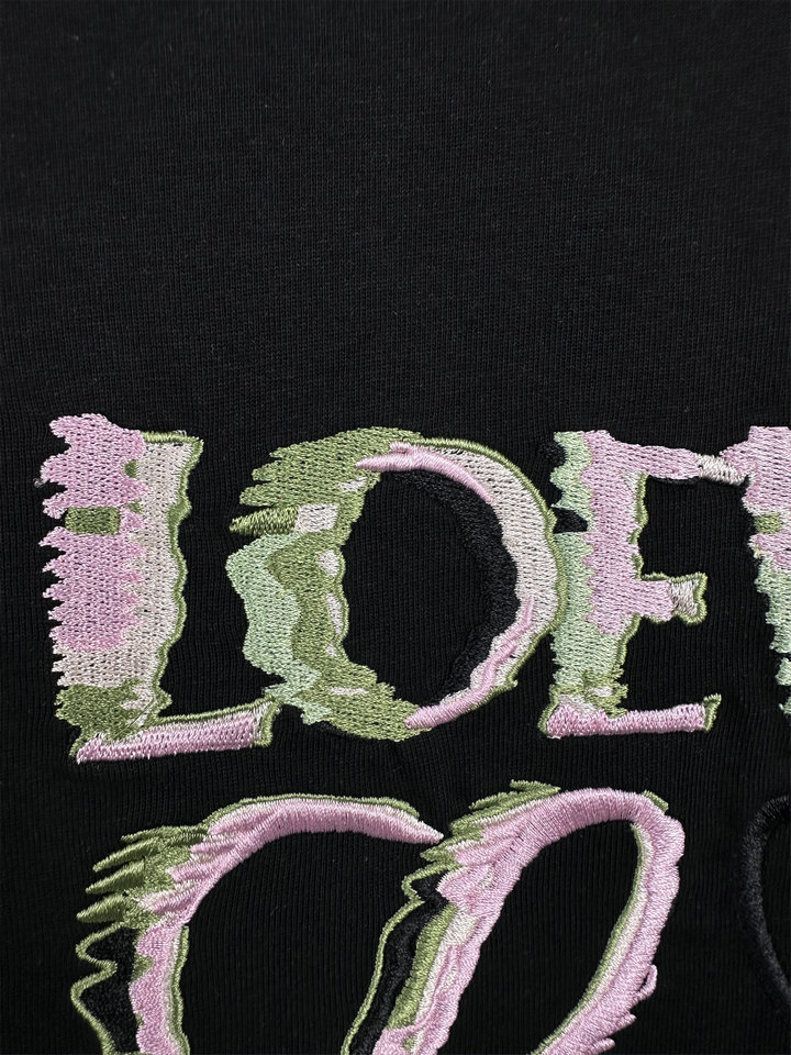 $15.99 LOEWE X5878 gallery
