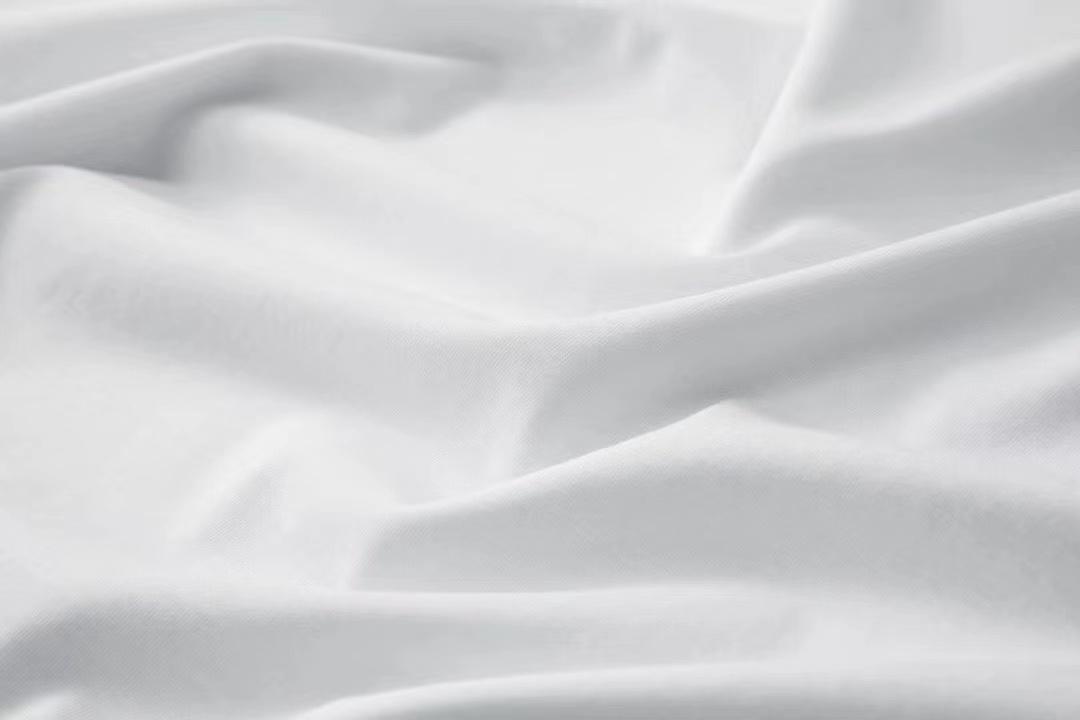 $15.99 LOEWE X5883 gallery